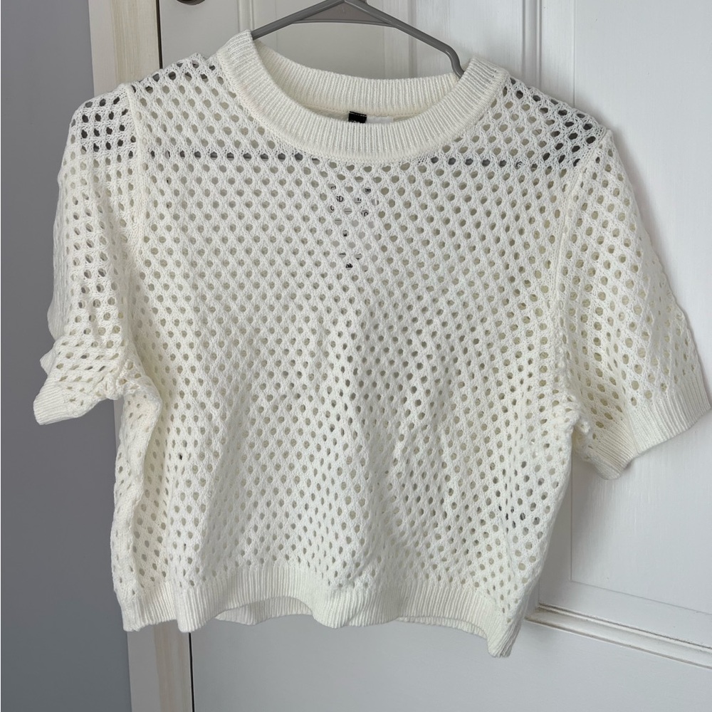 Women’s Divided H&M open stitch white sweater size Medium